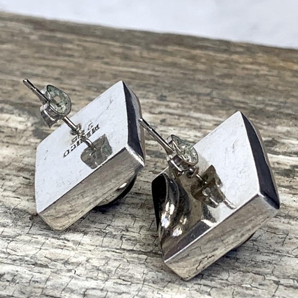 Vintage 1990s Handmade Modernist Geo Chunky Sterling Silver Black Stone Earrings - Picture 9 of 9